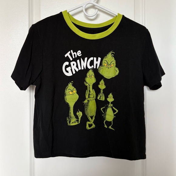 Dr. Seuss Other - Dr. Seuss The Grinch T-Shirt Size Medium